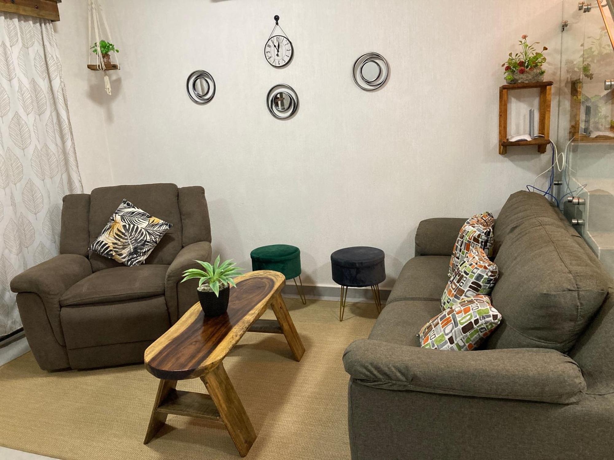 Casa Vacacional Familiar Villa Naranjo ภายนอก รูปภาพ